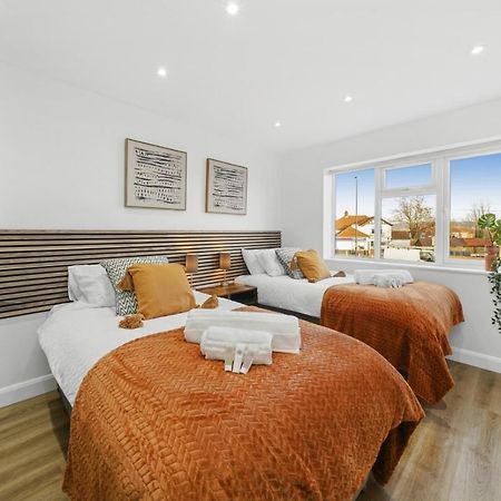 Modern Bungalow In Maidstone Sleeps 5 With Free Parking Εξωτερικό φωτογραφία