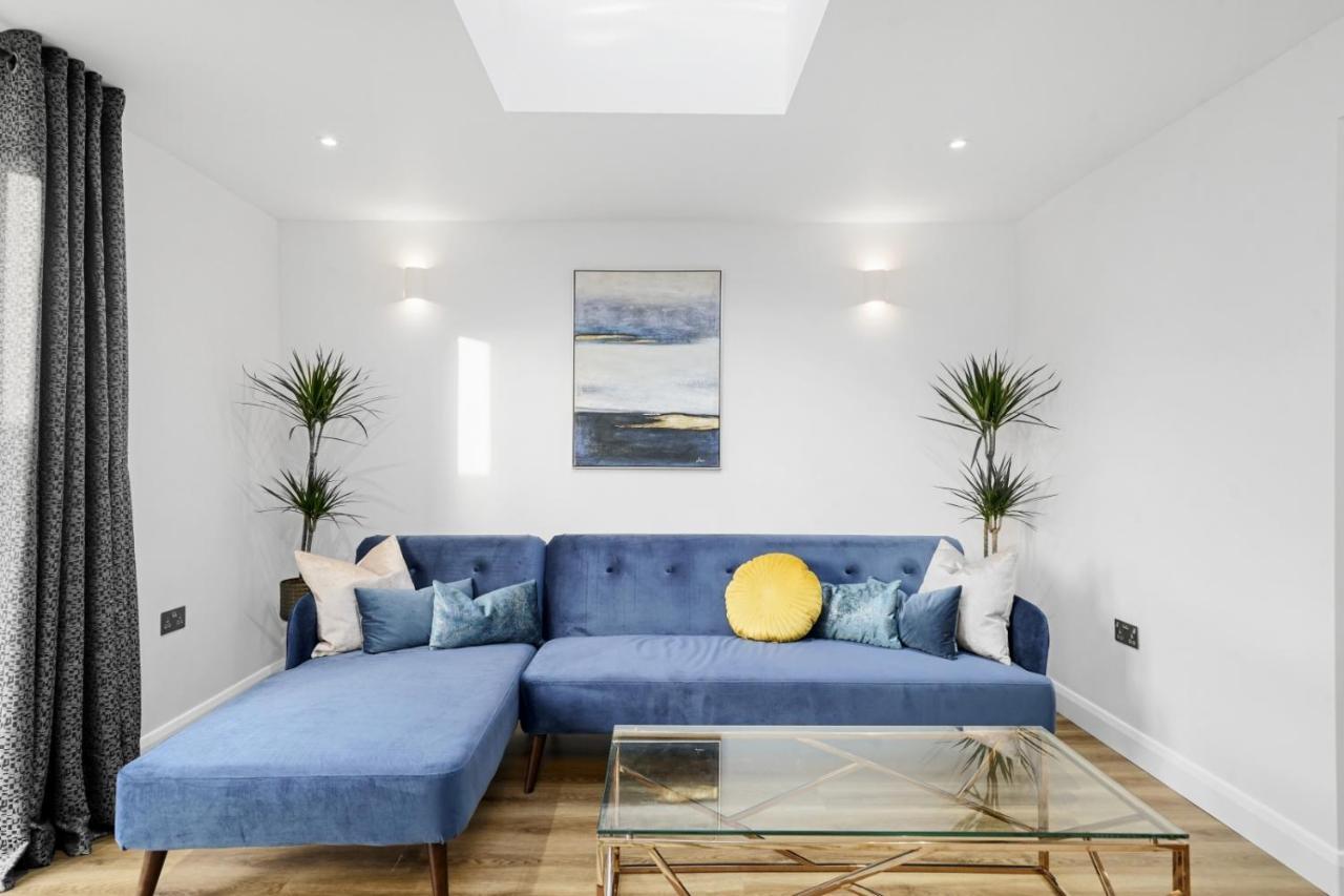 Modern Bungalow In Maidstone Sleeps 5 With Free Parking Εξωτερικό φωτογραφία