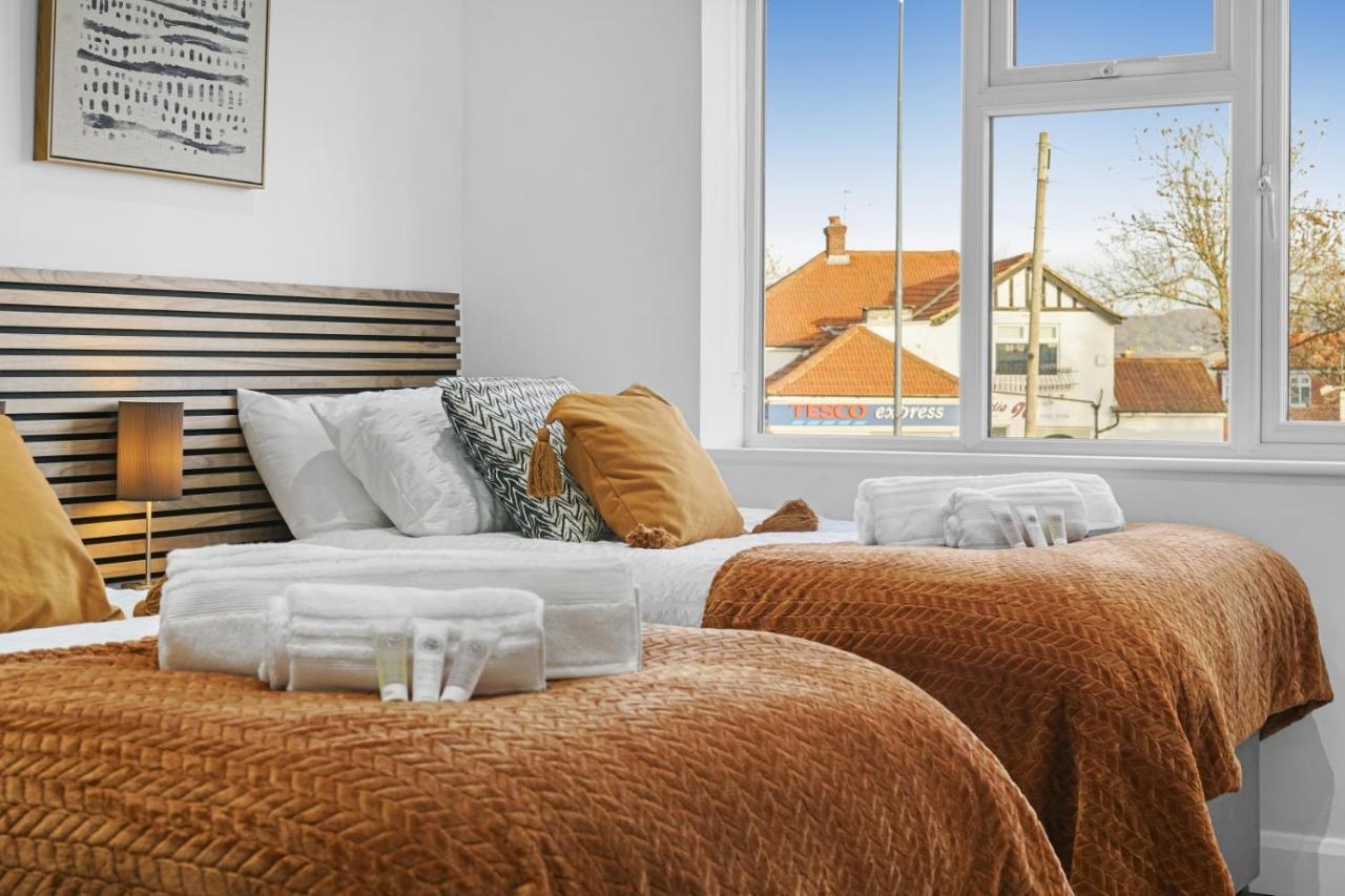 Modern Bungalow In Maidstone Sleeps 5 With Free Parking Εξωτερικό φωτογραφία
